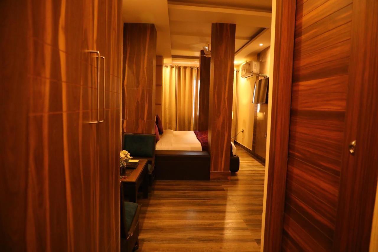 Perfectstayz Premium @Harkipauri Road ハリドワール エクステリア 写真