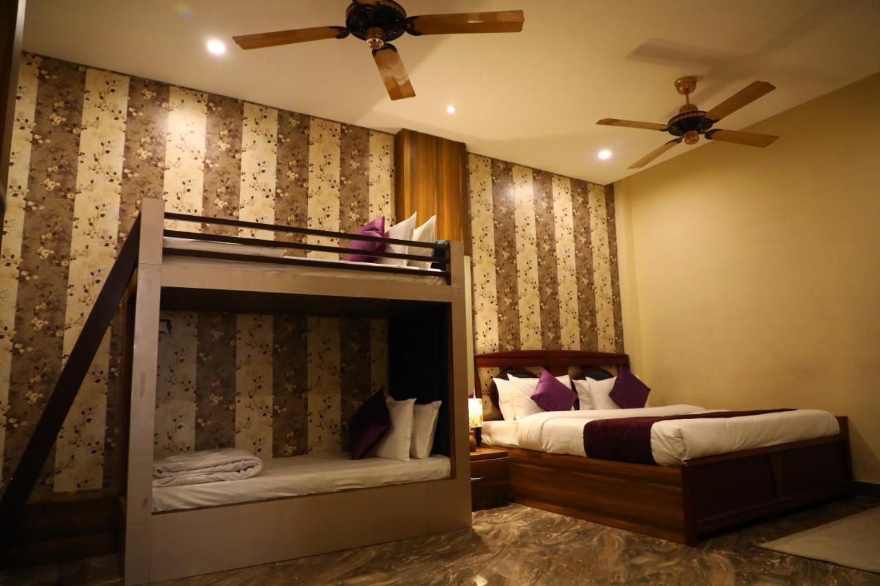 Perfectstayz Premium @Harkipauri Road ハリドワール エクステリア 写真
